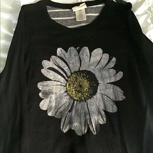 Junior’s Black Daisy Sweater